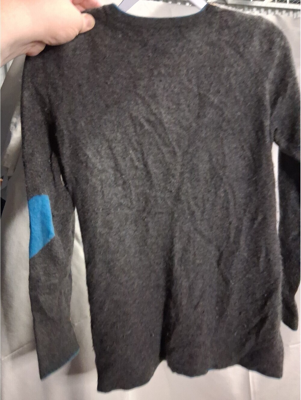 Sutton Studio Gray Cashmere Cardigan V-Neck Button-Up Blue Hearts Small O2 - Picture 8 of 8